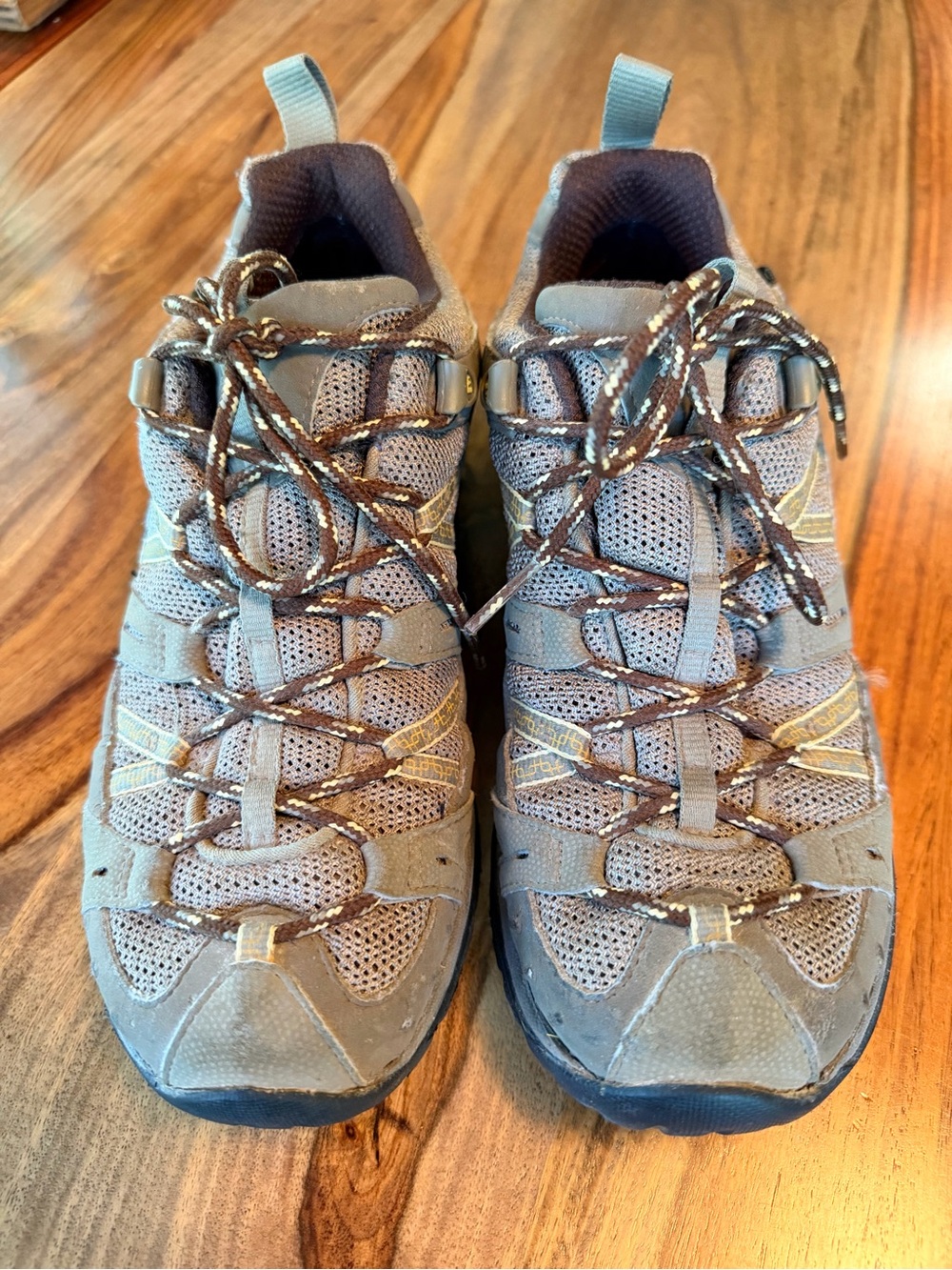 Women’s Merrell US Size 8 Hiking Boots